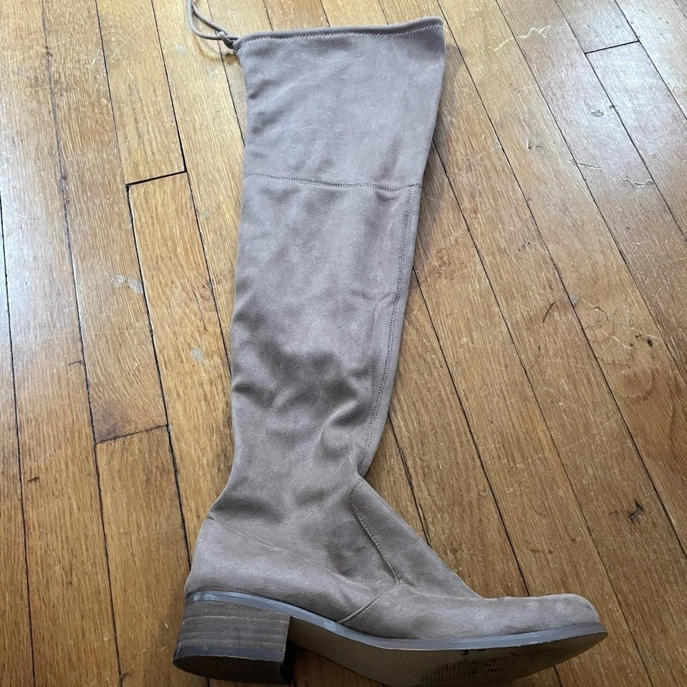 Women's Over-the-Knee Boots in gray small heel faux suede size 8.5